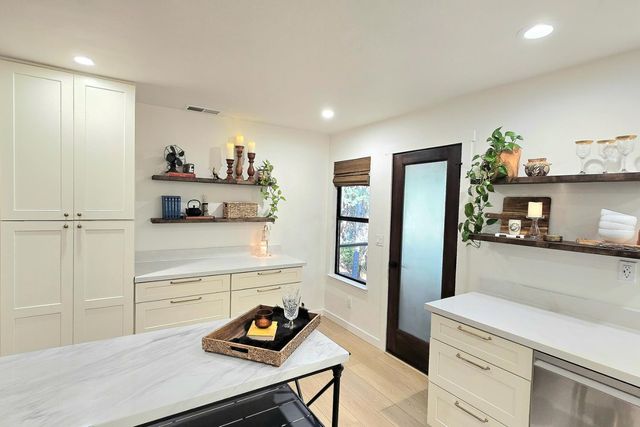 14740 Orzalli Rd, Grass Valley, CA 95945