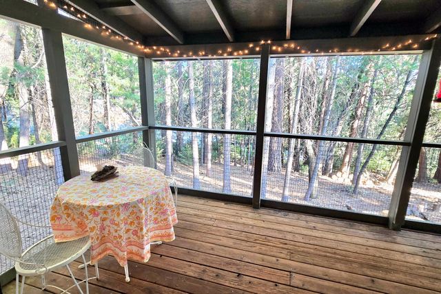 14740 Orzalli Rd, Grass Valley, CA 95945