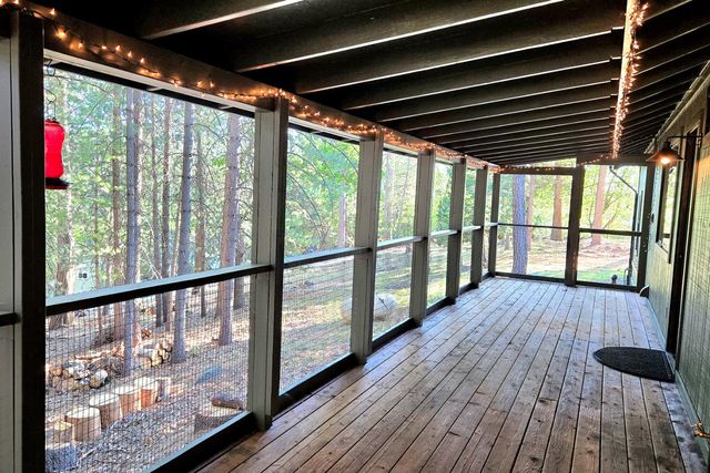 14740 Orzalli Rd, Grass Valley, CA 95945