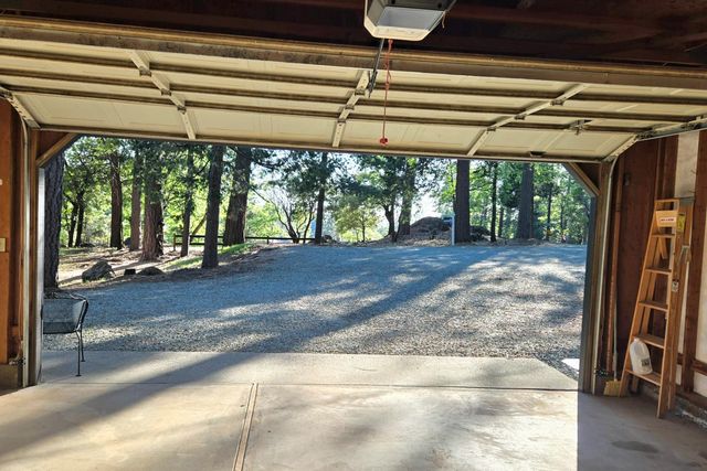 14740 Orzalli Rd, Grass Valley, CA 95945