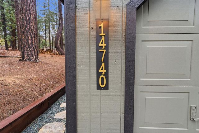 14740 Orzalli Rd, Grass Valley, CA 95945