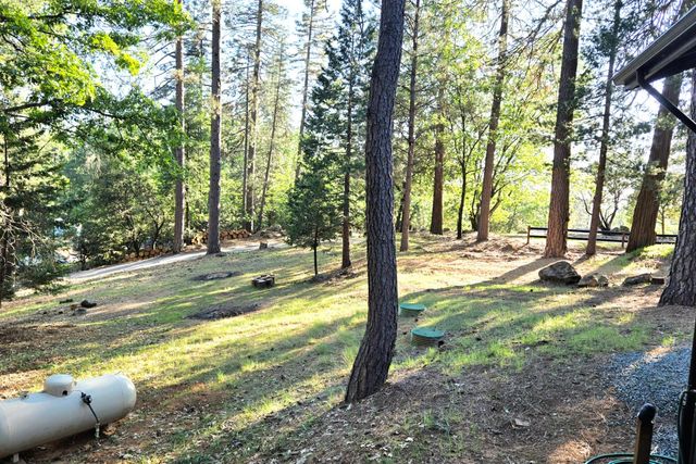 14740 Orzalli Rd, Grass Valley, CA 95945