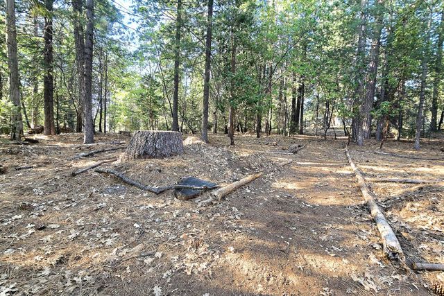 14740 Orzalli Rd, Grass Valley, CA 95945