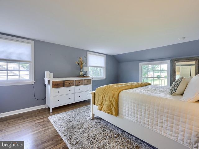 57 GLEN MOORE CIR, Lancaster, PA 17601