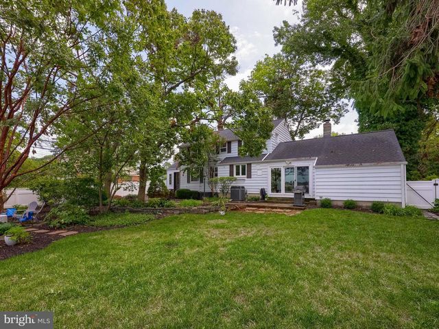 57 GLEN MOORE CIR, Lancaster, PA 17601