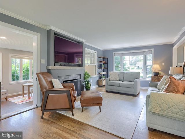 57 GLEN MOORE CIR, Lancaster, PA 17601