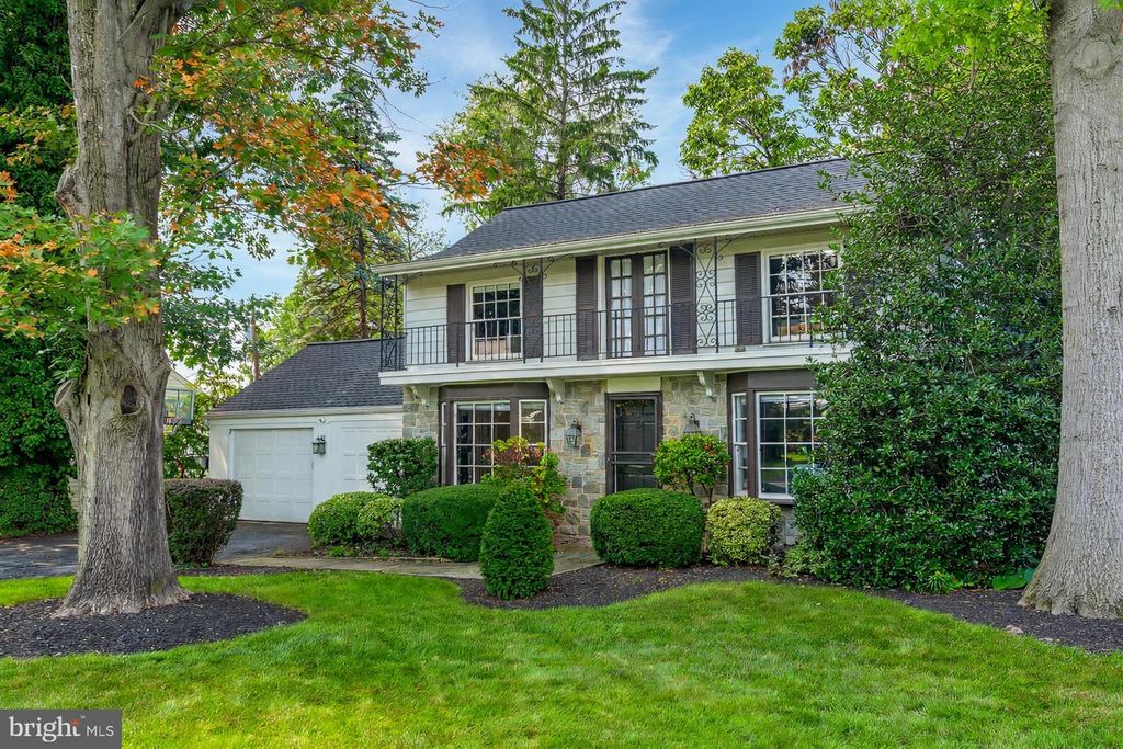 57 GLEN MOORE CIR, Lancaster, PA 17601