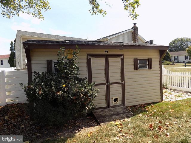 3425 FOX RIDGE CT, Dover, PA 17315