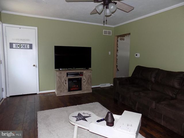 3425 FOX RIDGE CT, Dover, PA 17315