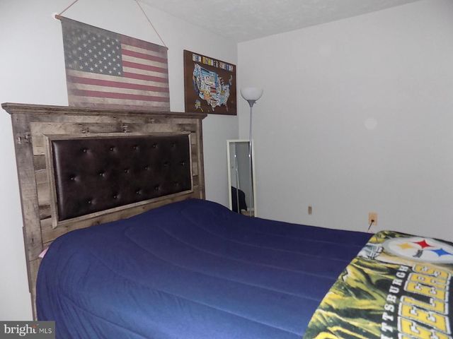 3425 FOX RIDGE CT, Dover, PA 17315