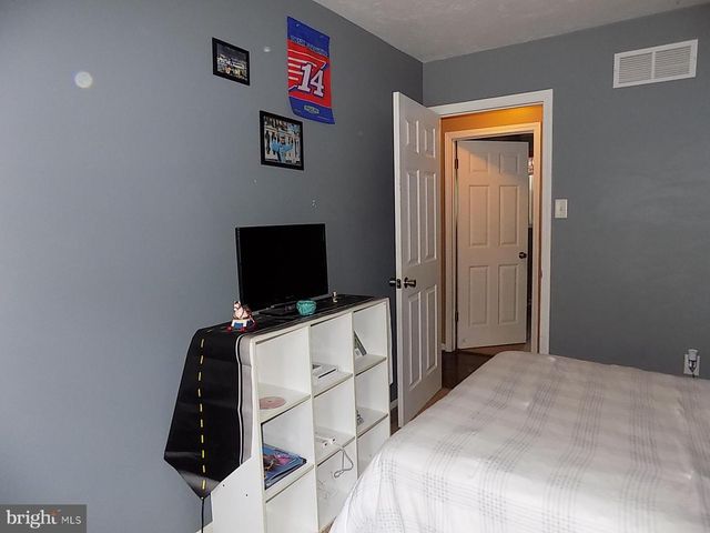 3425 FOX RIDGE CT, Dover, PA 17315