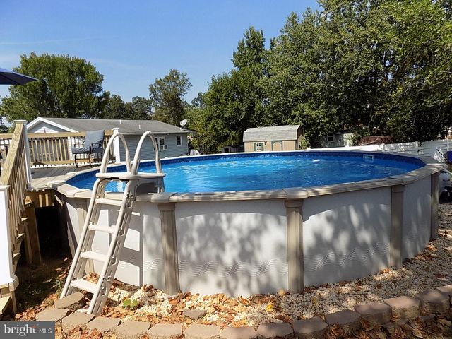 3425 FOX RIDGE CT, Dover, PA 17315