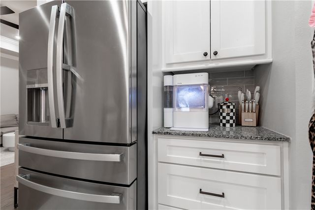 901 Sugar Pine Street, Tontitown, AR 72762