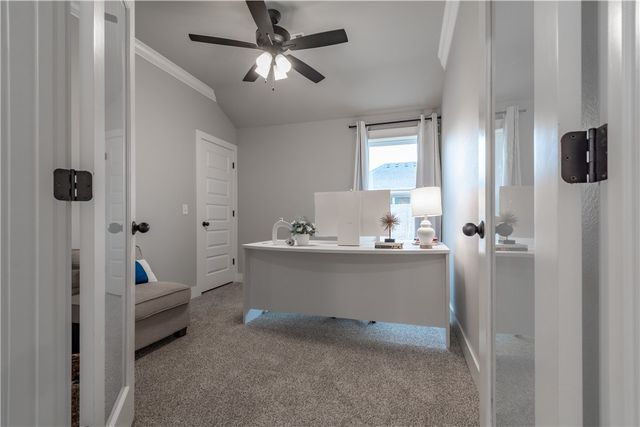 901 Sugar Pine Street, Tontitown, AR 72762