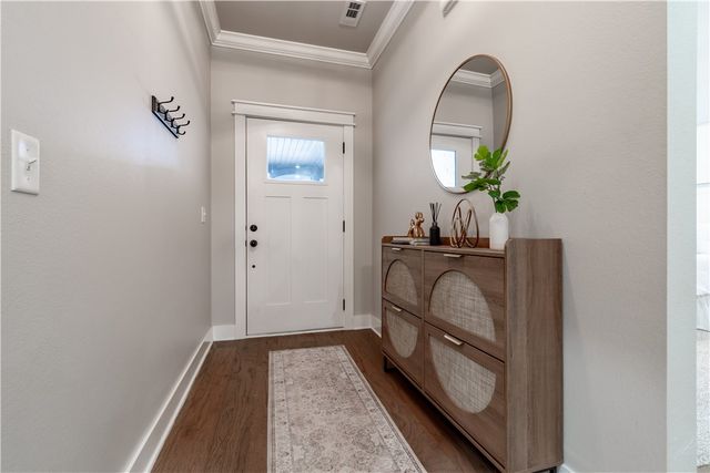 901 Sugar Pine Street, Tontitown, AR 72762