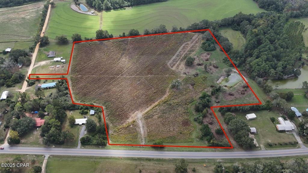 23 AC Hwy 2, Graceville, FL 32440