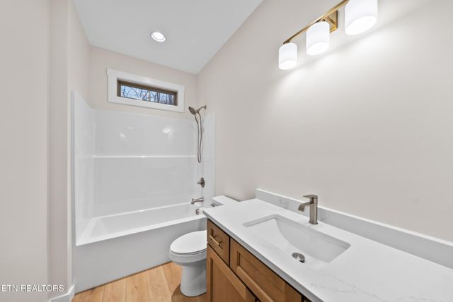 7058 Topez Drive, Crossville, TN 38572