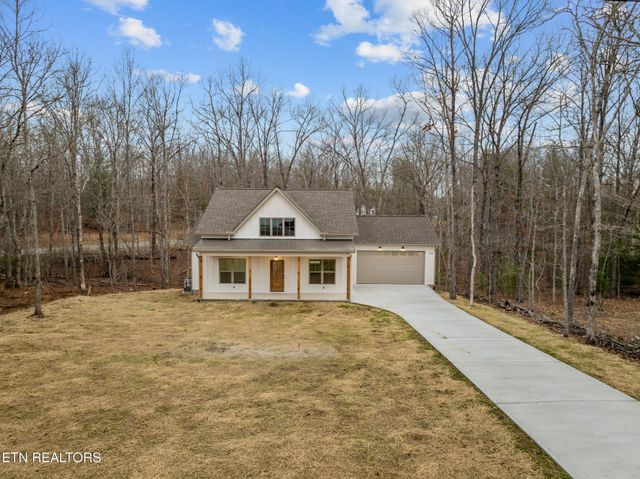 7058 Topez Drive, Crossville, TN 38572