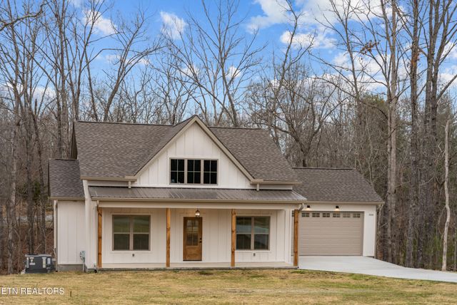 7058 Topez Drive, Crossville, TN 38572