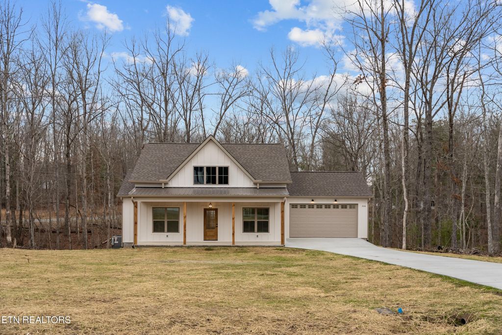 7058 Topez Drive, Crossville, TN 38572