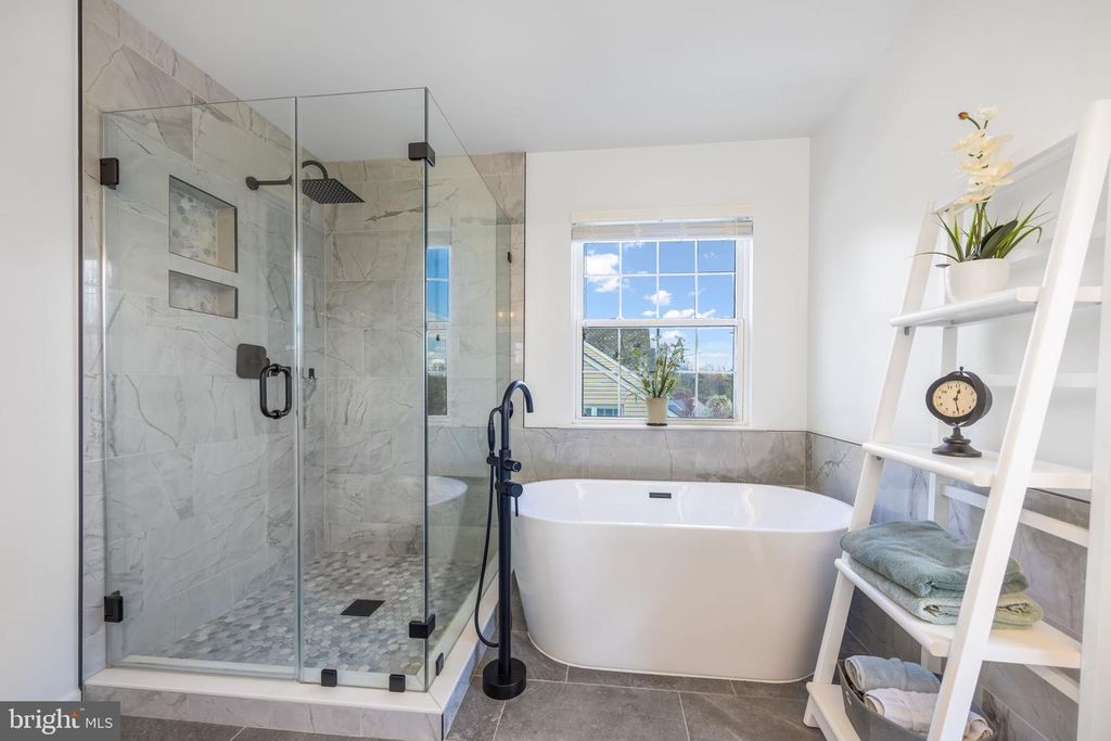 Image 29 of property listing at 19 FRANCIS CT, Stafford, VA 22554