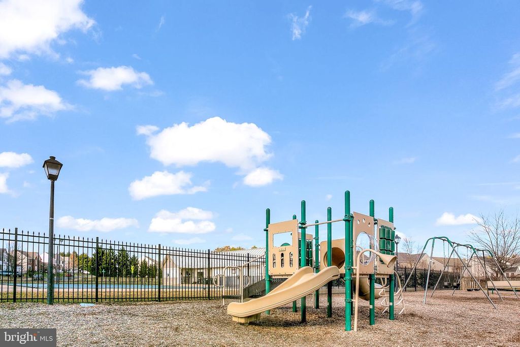 Image 50 of property listing at 19 FRANCIS CT, Stafford, VA 22554