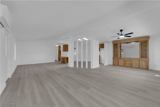 5568 Aldama Road, Las Vegas, NV 89122