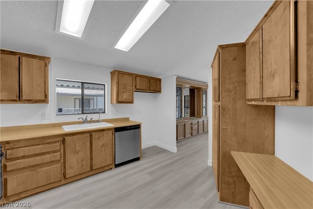 5568 Aldama Road, Las Vegas, NV 89122