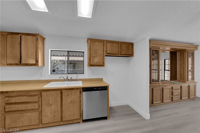 5568 Aldama Road, Las Vegas, NV 89122