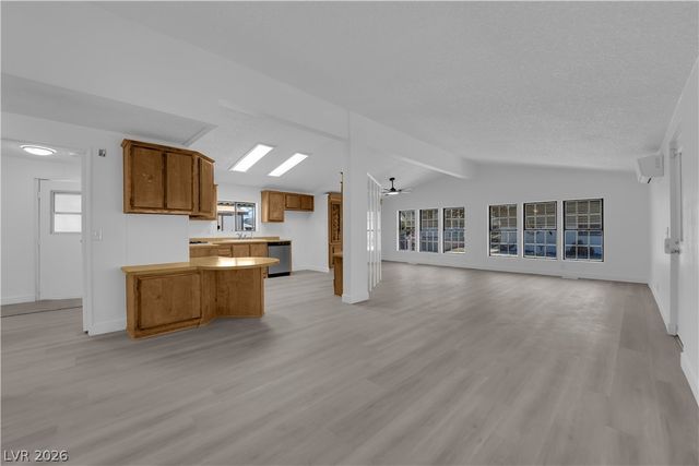 5568 Aldama Road, Las Vegas, NV 89122