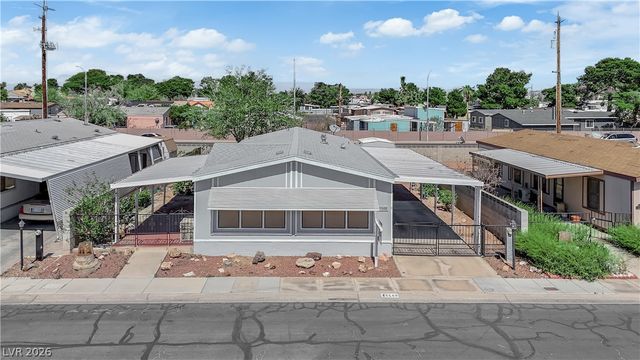 5568 Aldama Road, Las Vegas, NV 89122