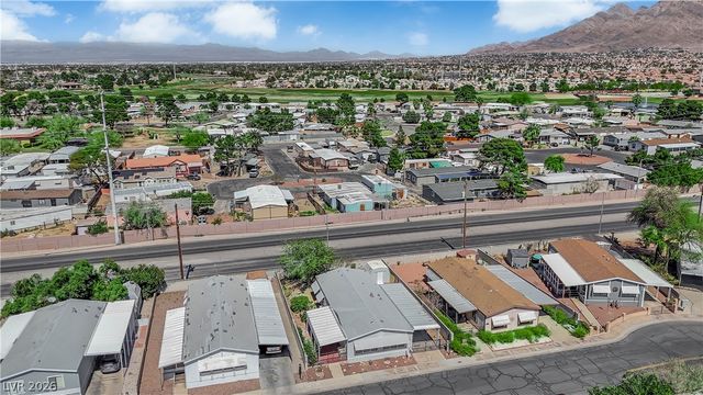 5568 Aldama Road, Las Vegas, NV 89122