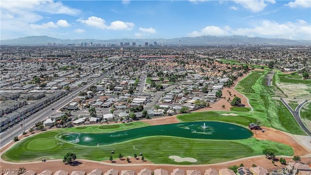 5568 Aldama Road, Las Vegas, NV 89122