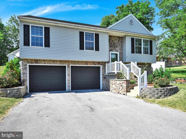 3227 JOYCE ST, Lebanon, PA 17046