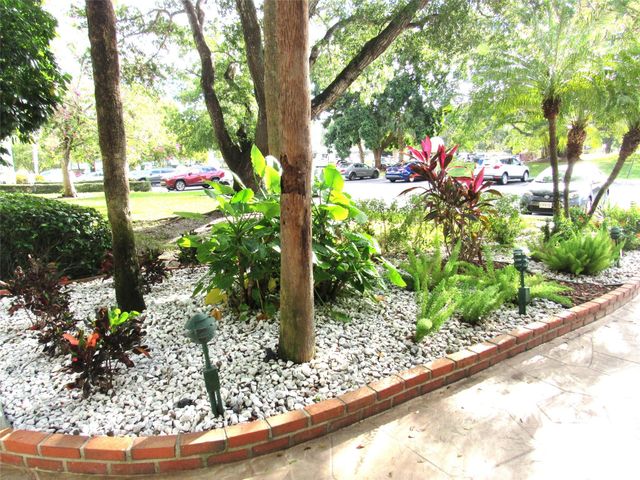 2804 Victoria Way E1, Coconut Creek, FL 33066