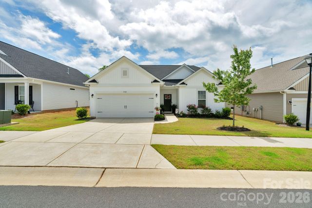 1982 Ambrose Way, Denver, NC 28037