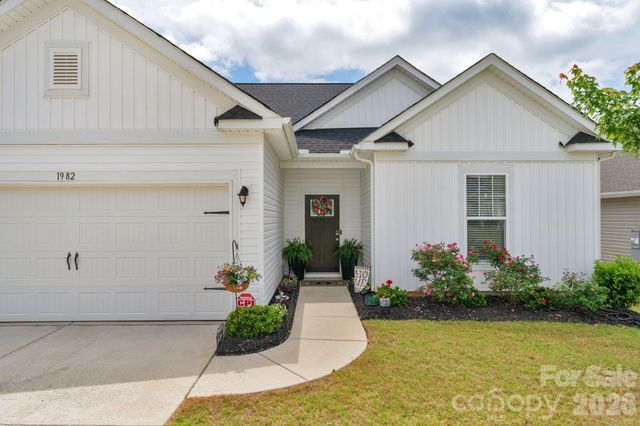 1982 Ambrose Way, Denver, NC 28037