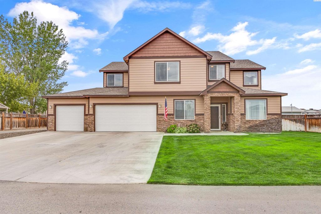 6575 Agate Ct, West Richland, WA 99353