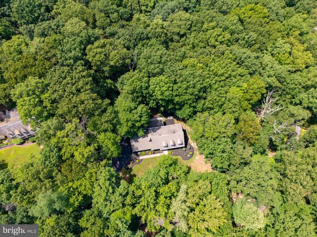 30 HIGH POINT E, Huntingdon Valley, PA 19006