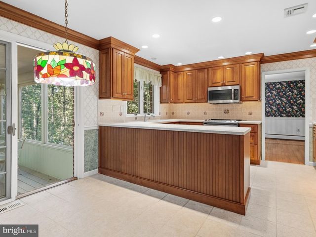 30 HIGH POINT E, Huntingdon Valley, PA 19006