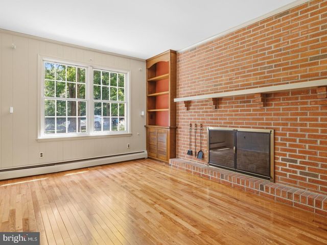 30 HIGH POINT E, Huntingdon Valley, PA 19006