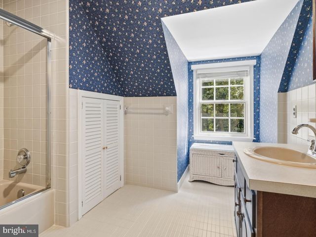 30 HIGH POINT E, Huntingdon Valley, PA 19006