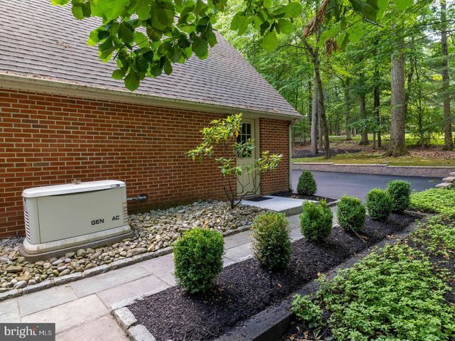 30 HIGH POINT E, Huntingdon Valley, PA 19006