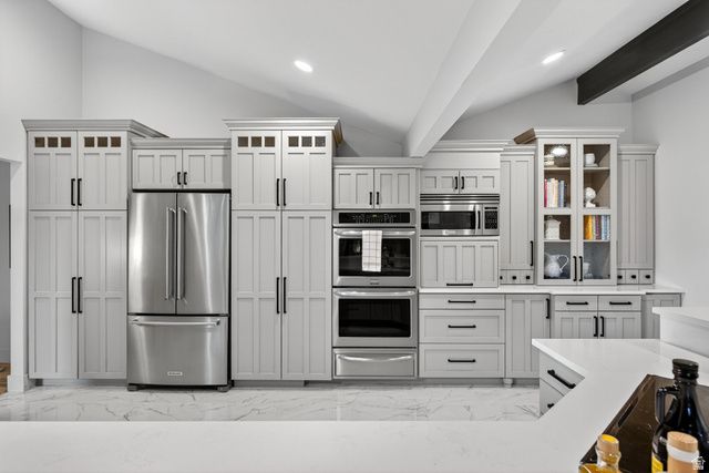 2774 E ROBIDOUX RD, Sandy, UT 84093