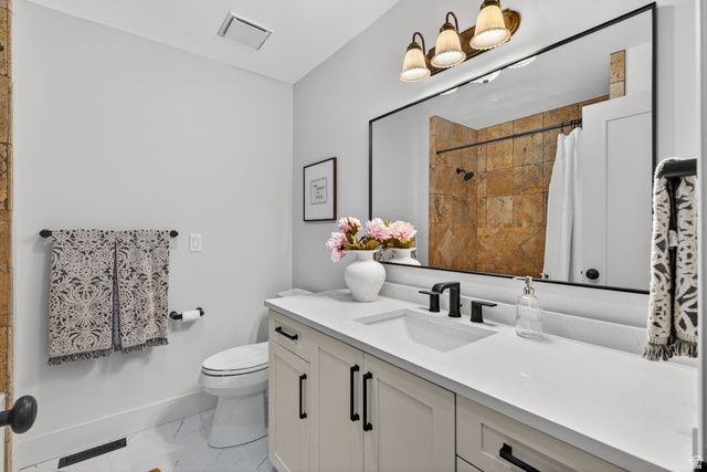 2774 E ROBIDOUX RD, Sandy, UT 84093