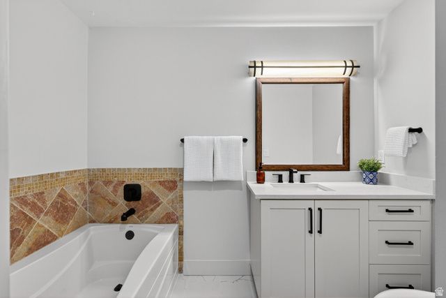 2774 E ROBIDOUX RD, Sandy, UT 84093