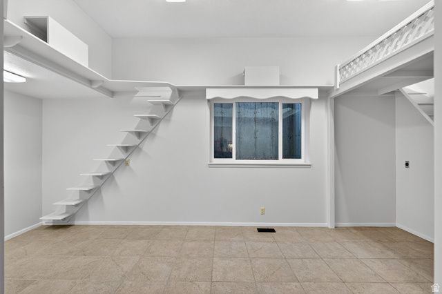 2774 E ROBIDOUX RD, Sandy, UT 84093