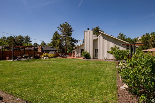 2774 E ROBIDOUX RD, Sandy, UT 84093