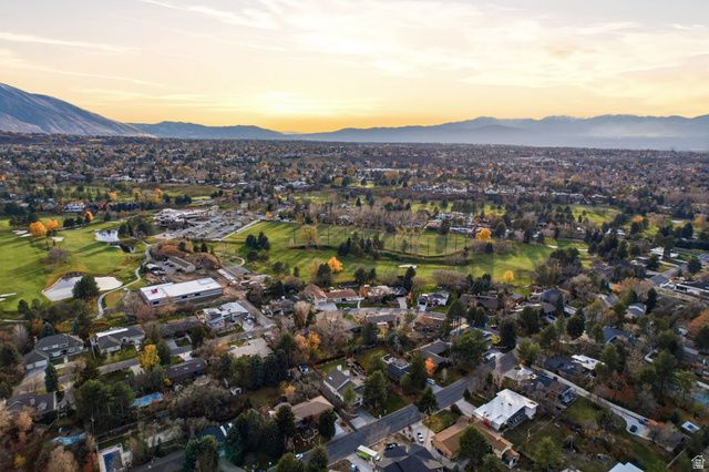 2774 E ROBIDOUX RD, Sandy, UT 84093