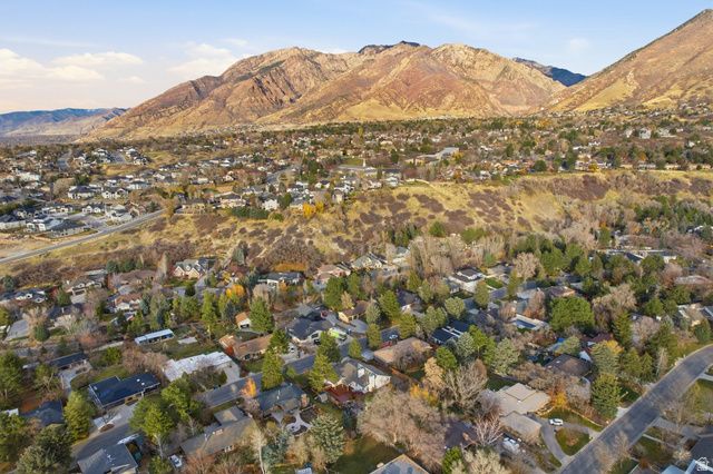 2774 E ROBIDOUX RD, Sandy, UT 84093